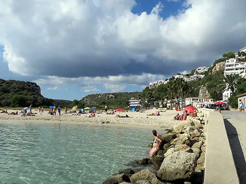 Strand van Cala en Porter