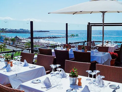 ining on the seafront promenade and at beach bars
