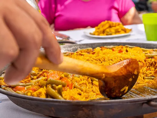 Paella Valenciana in Cullera essen