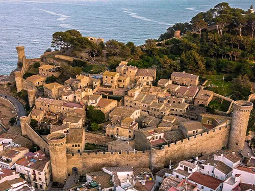 Vila Vella (mittelalterliche Stadtmauern)