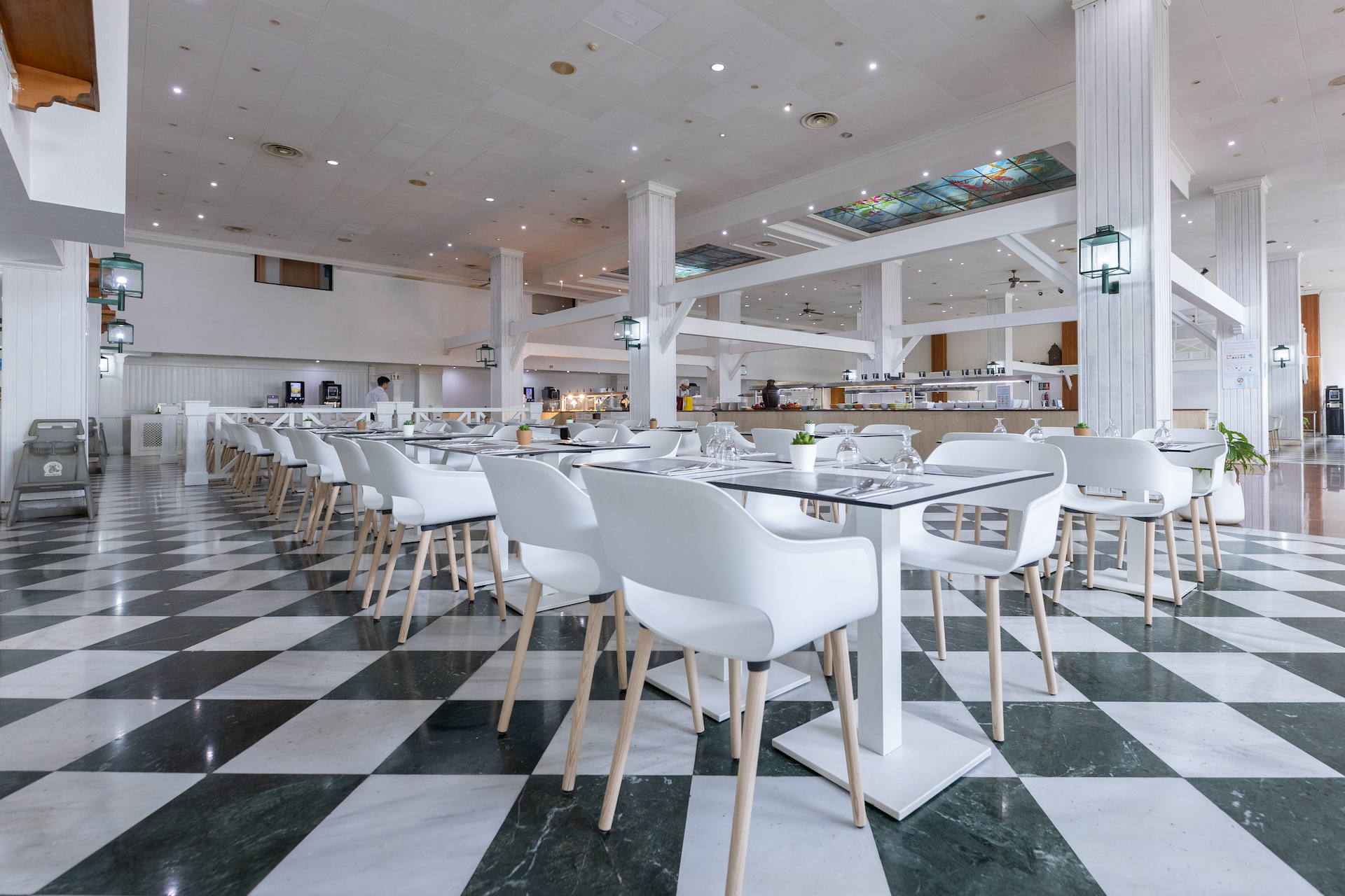 restaurant bluesea costa bastian