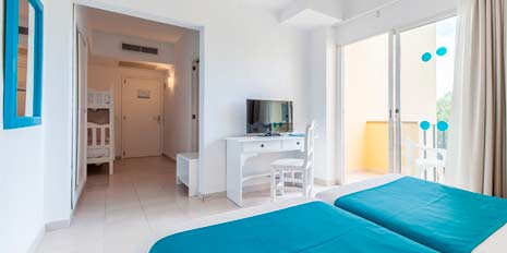 Dreibettzimmer