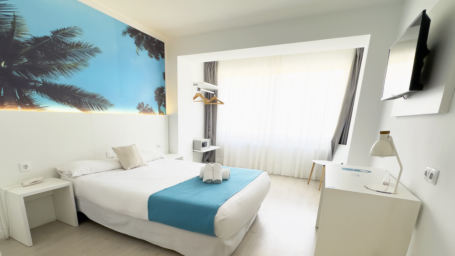 single room without balcony BLUESEA Arenal Tower Adults Only