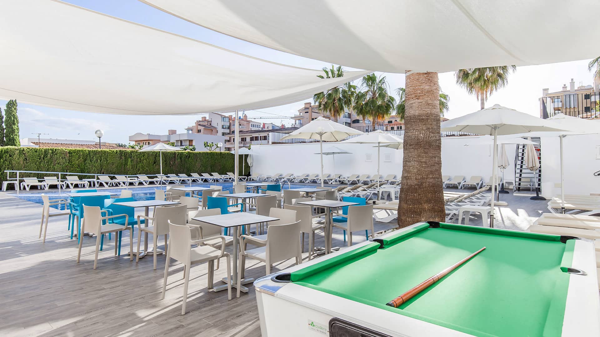 pool terrace bluesea cala millor