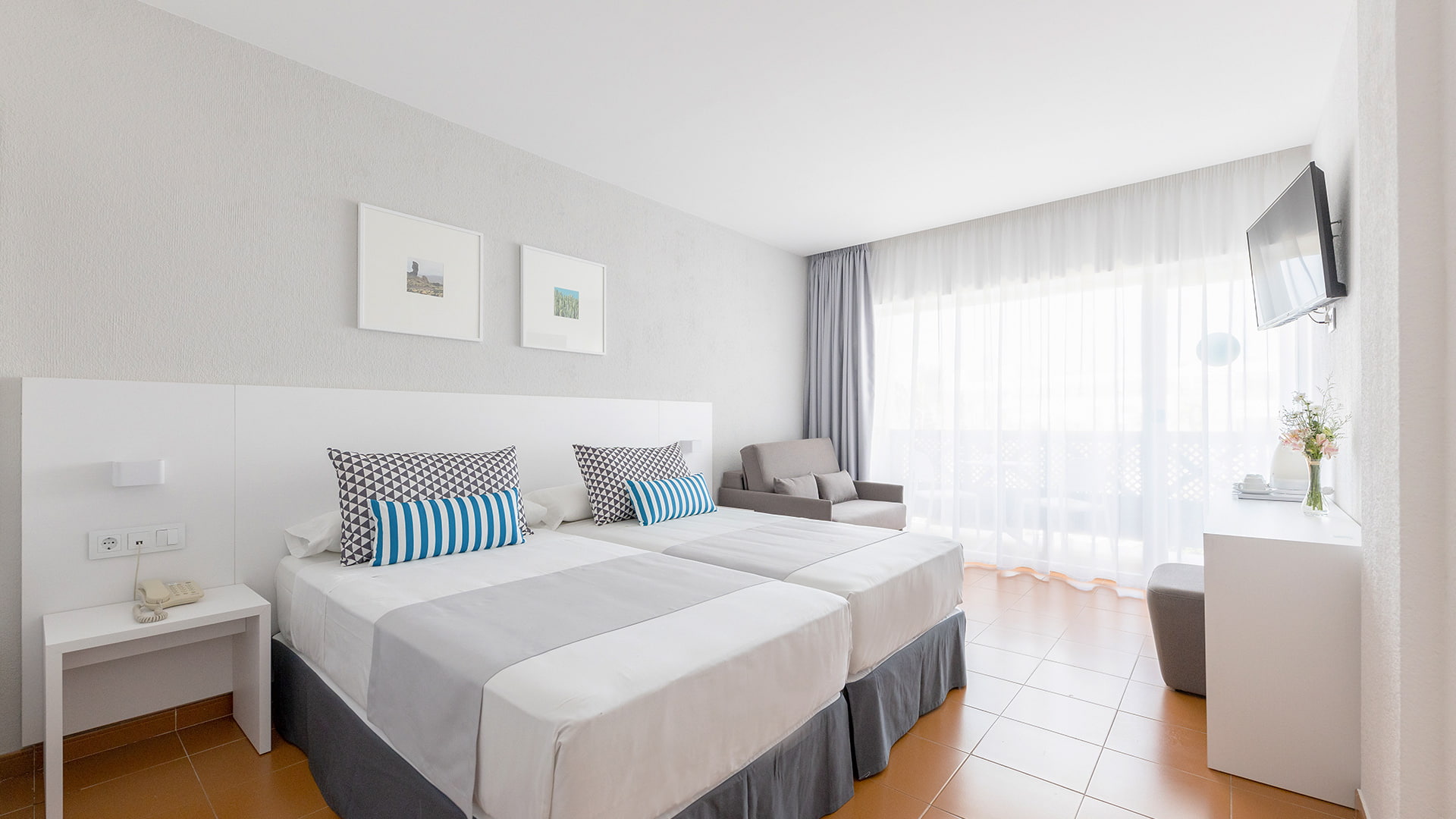 room bluesea costa bastian