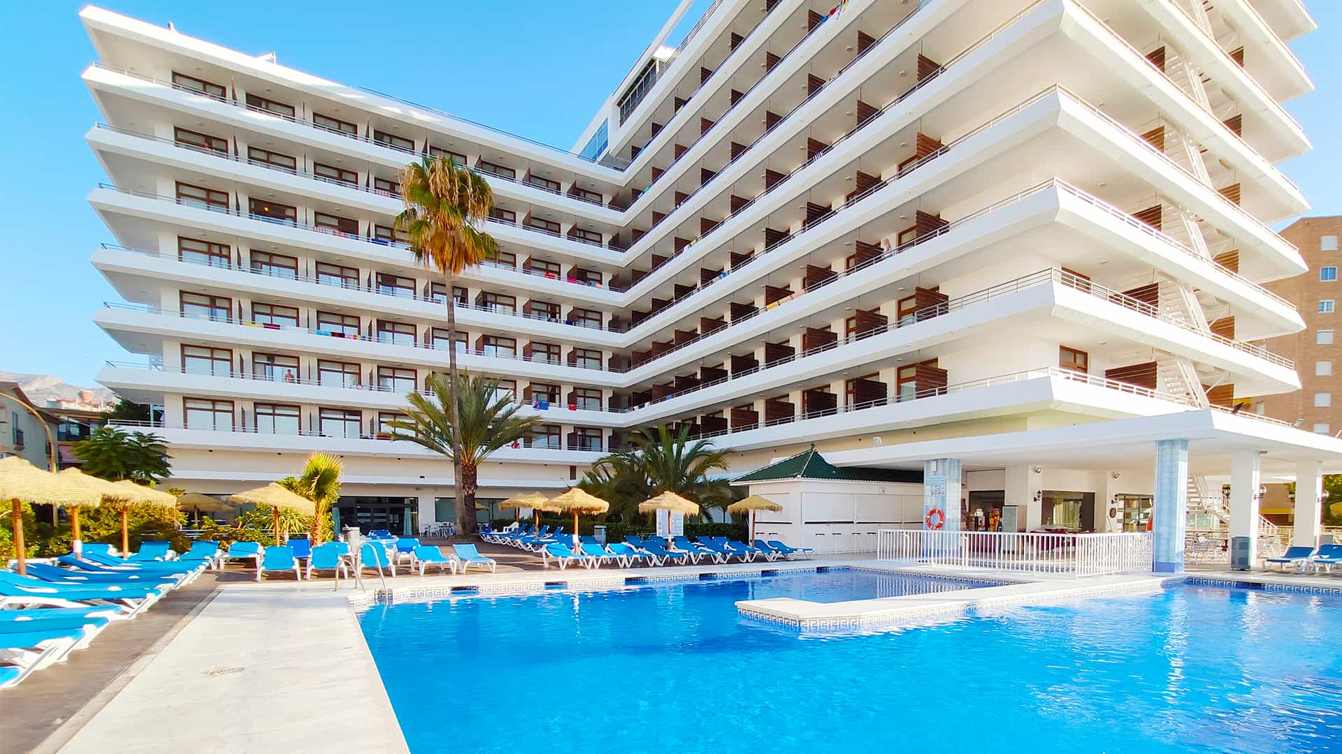 piscina bluesea gran cervantes