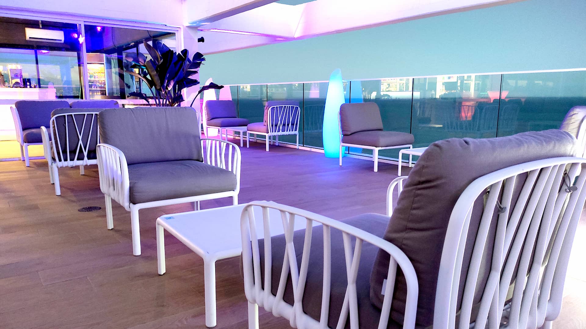 skyline bar hotel gran cervantes by bluesea